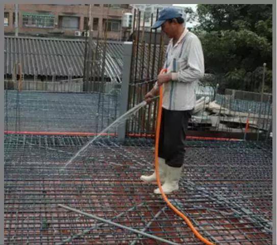 混凝土這樣施工，沒有蜂窩麻面、不爛根，還能間接縮短工期！